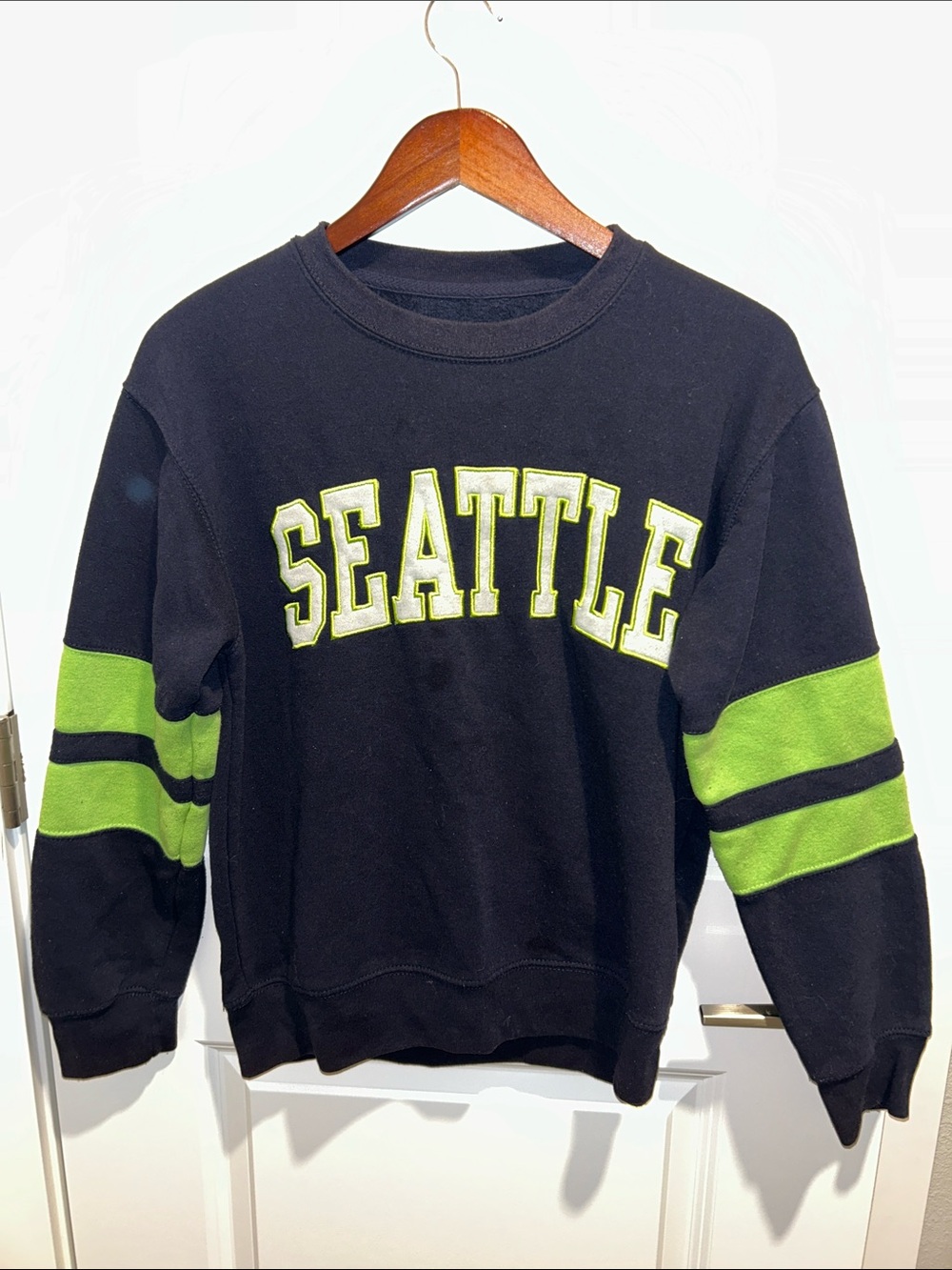 Seattle Graphic Crewneck Sweatshirt - Black & Lime